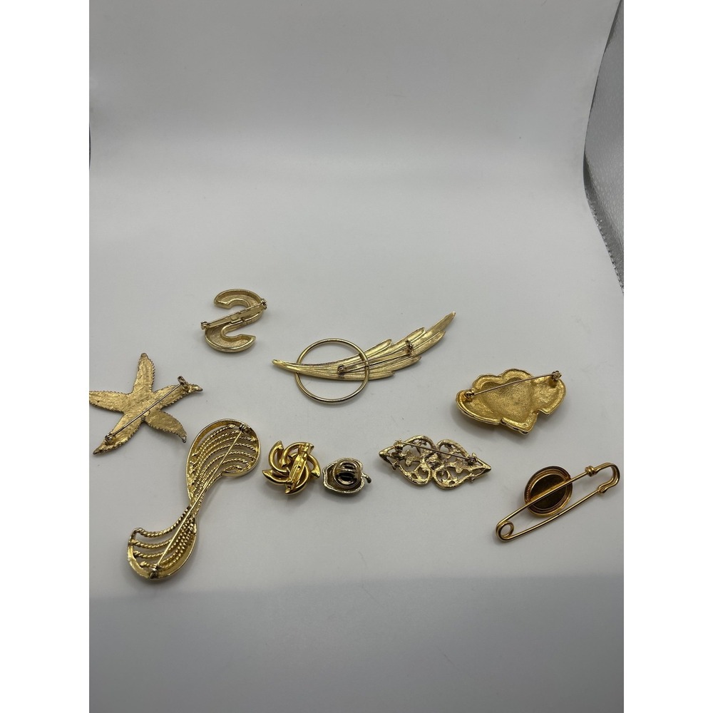 Lot 9 Gold Tone Costume Brooch Pins Mixed Shapes Hearts Starfish Amber - Picture 3 of 4